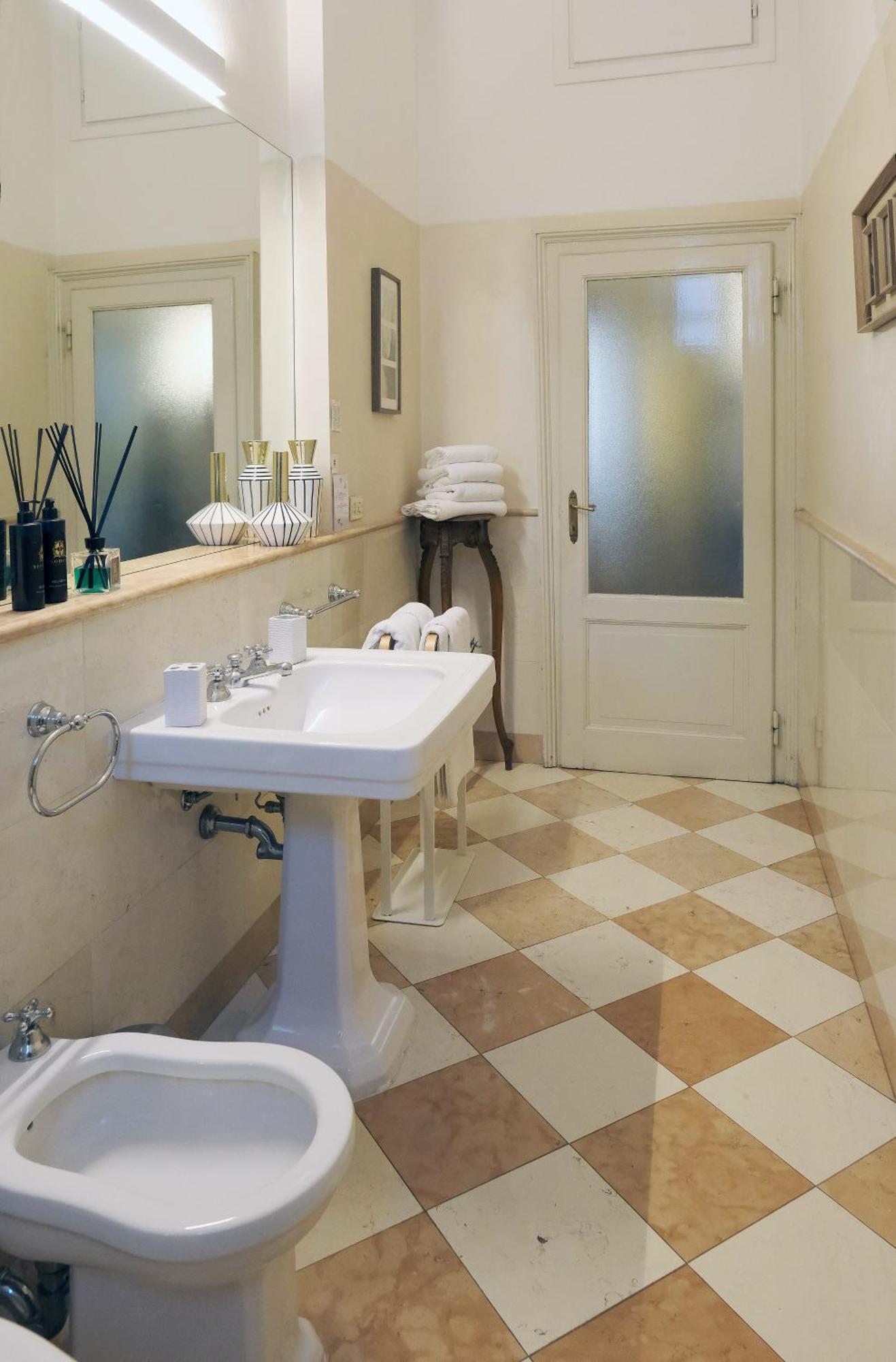 Comecasa 2 Bedrooms Apartment In Via Curtatone Milão Exterior foto